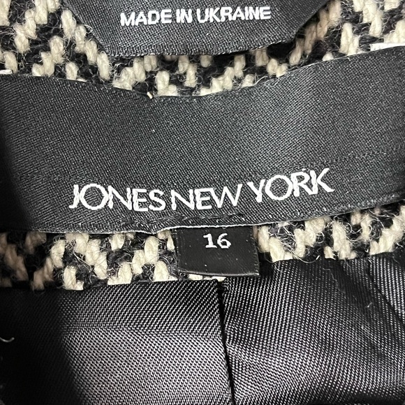 Jones Of New York  Coat - Picture 3 of 12